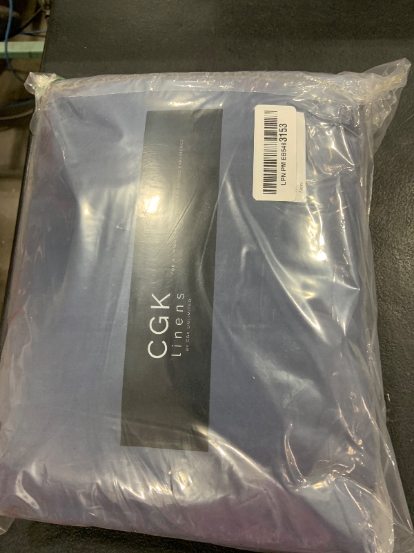 Photo 1 of Queen Size 4 Piece Sheet Set - Comfy Breathable & Cooling Bed Sheets Set - Hotel Luxury Bedding for Women, Men, Kids, Teens, Boys & Girls - Deep Pockets, Soft and Wrinkle Free - Oeko-Tex - Navy Blue