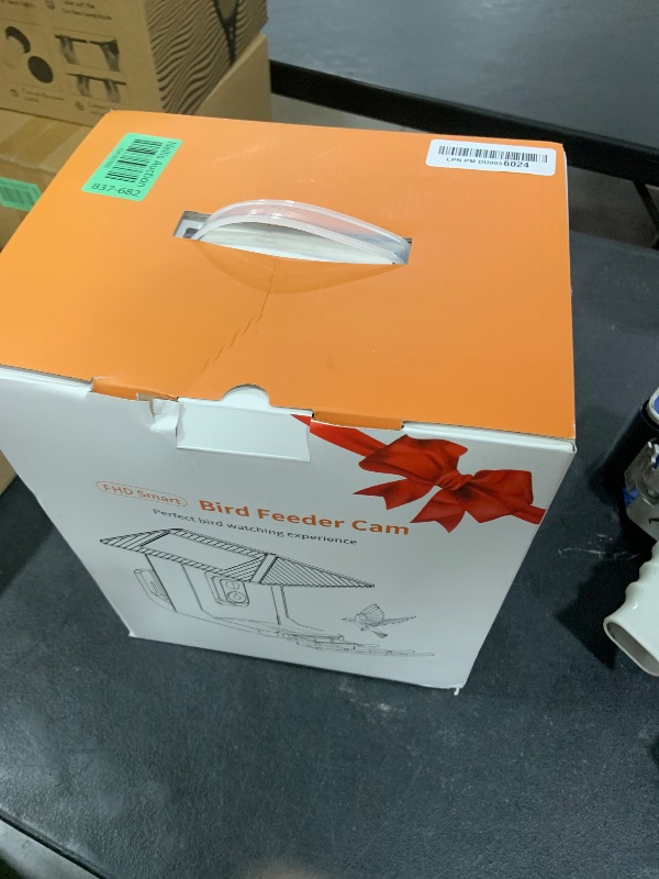 Photo 1 of Uniter® 2.5K Smart Bird Feeder with Camera, 2.4G &5G WiFi, Solar Video Birds Feeder with AI Identify Birds Species, Live View, Capture Bird Video, Instant Arrival Alerts, Ideal Gift for Birdlover
