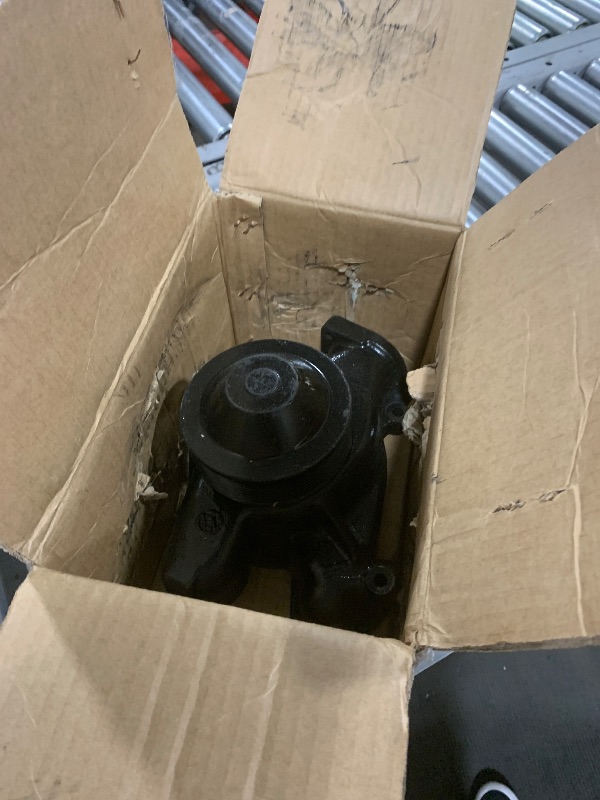 Photo 1 of HOLDWELL Water Pump 70025305 compatible with JLG Telehandler 8042 10042 10054