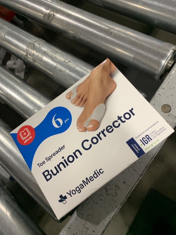 Photo 1 of YOGAMEDIC® Bunion Corrector Toe Separator for Big Toe to Relax, Spread and Stretch 6Pcs for Hallux Valgus & Bunion Support- 0% BPA Soft Silicone One-Size Pads, Protector for Overlapping Toes Unisex