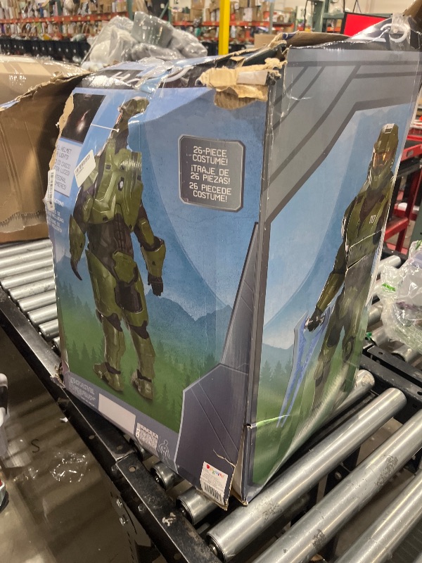 Photo 1 of Disguise Master Chief Infinite Ultra Prestige Adult Costume, Official Multi Piece Halo Master Chief Costume for Adults, Size Large/XL (42-46)