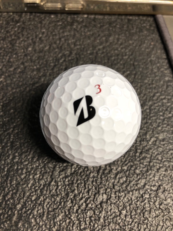 Photo 1 of ***PARTS ONLY***Srixon Z-Star Golf Balls, Z-Star 8, White
