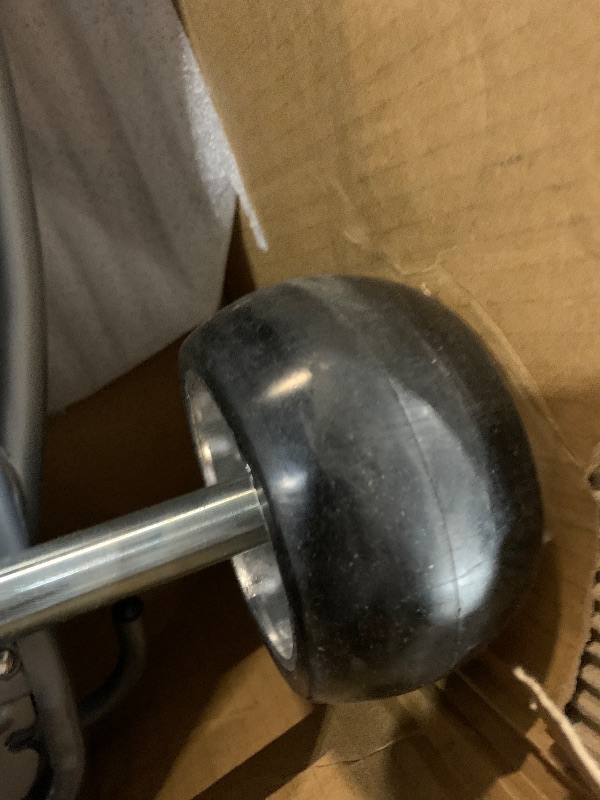 Photo 1 of ***********Damage cracked motor casing************
Razor Ground Force Drifter Kart - Silver - FFP..