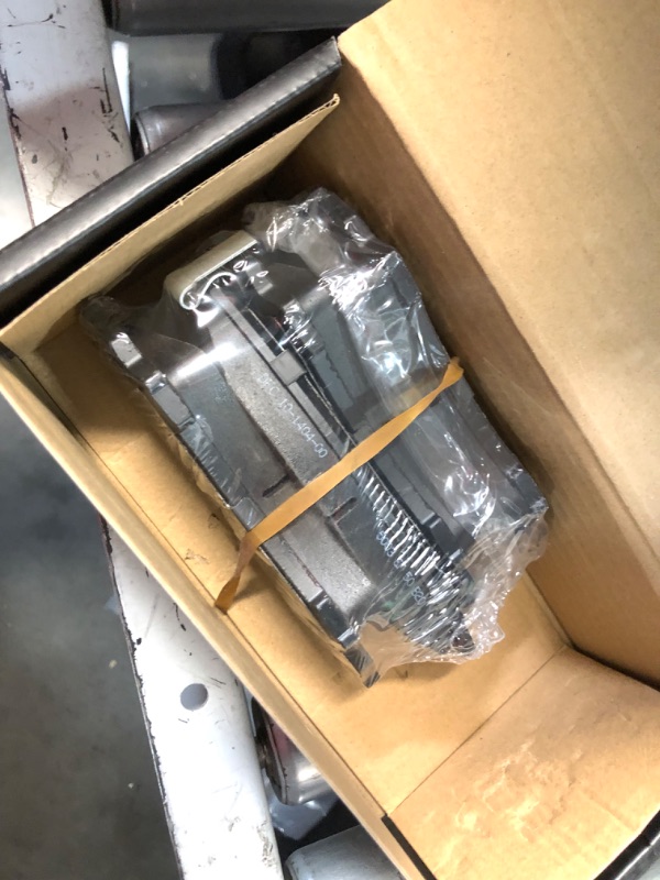 Photo 1 of ***INCOMPLETE - ONLY 2 ROTORS INCLUDED - SEE PICTURES***
PowerSport Front Rear Brakes and Rotors Kit |Front Rear Brake Pads| Brake Rotors and Pads| Semi Metallic Brake Pads and Rotors |fits 2005-2021 Chrysler 300; Dodge Challenger, Charger, Magnum