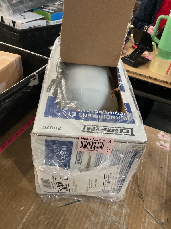 Photo 1 of (missing pieces)Chapin 20075 Disinfectant Bleach Sprayer, 1 Gallon, Made in The USA, Adjustable Cone Nozzle, Compatible with Bleach Solutions
