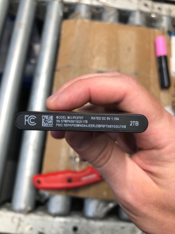 Photo 1 of (powers on doesn't show up on pc) Samsung T7 Portable SSD, 2TB External Solid State Drive, Speeds Up to 1,050MB/s, USB 3.2 Gen 2, Reliable Storage for Gaming, Students, Professionals, MU-PC2T0T/AM, Gray
