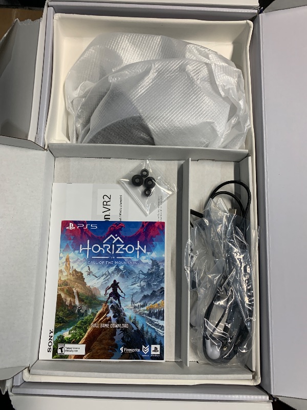 Photo 1 of (see all images)(used) PlayStation VR2 Horizon Call of The Mountain™ Bundle (PSVR2)
