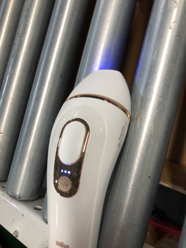 Photo 1 of (PARTS) (NOT FUNCTIONAL) Braun Smart IPL, Silk·Expert Pro 5: at Home Laser Hair Removal for Women and Men, Permanent Visible Hair Reduction in Hair Regrowth for Body & Face, with Venus Swirl Razor, Corded, IPL5137