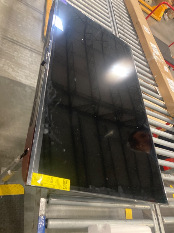 Photo 1 of 55' Class 4K HDR LED Select Series Smart TV - 55R4A5R   ** MISSING POWER CORD**