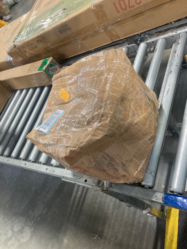 Photo 1 of ***Only weights, missing bar. 2 2.5lbs/ 2 5lbs / 2 10lbs***
Fitvids Olympic Cast Iron 2-Inch Weight Plates Including 5FT Olympic Barbell Bar & Safely Locks, 100 Pounds Set (85 Lbs Plates + 15 Lbs Barbell Bar), Multiple Packages