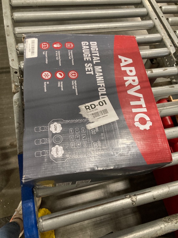 Photo 1 of Aprvtio Digital HVAC Gauge, AMF-300 AC Manifold Gauge Set with 3000PSI Hoses and 2 Wired Temperature Clamp Probes, Refrigerant Gauges for Automotive HVAC System HVAC Tools Kit R134a R22 R12 R502