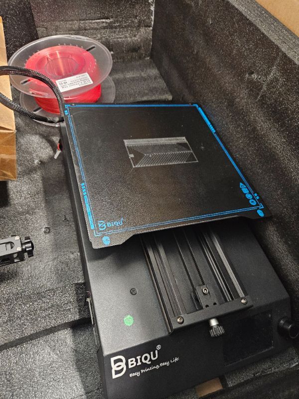 Photo 1 of BIQU B1 3D Printer with 3.5 Inch Touch Screen 32Bit Motherboard Full Metal 235*235*270mm High Precision Printer 3D VS Ender-3 V2
