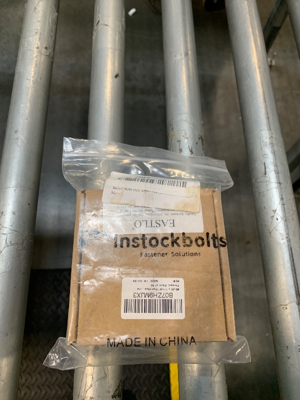 Photo 1 of #8-32 x 1-1/4" Pan Head Machine Screw, Phillips Drive, 304 Stainless Steel 18-8, Bright Finish, Fully Machine Thread, 50 Pcs