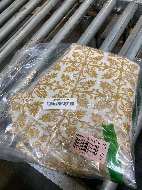 Photo 1 of misaya Rectangle Vinyl Table Cloth, Elastic Fitted Flannel Backed Tablecloth, 100% Waterproof Plastic Table Cover Fits 5 Foot Folding Tables for Picnic, Camping, Outdoor (Gold, 30" x 60")
