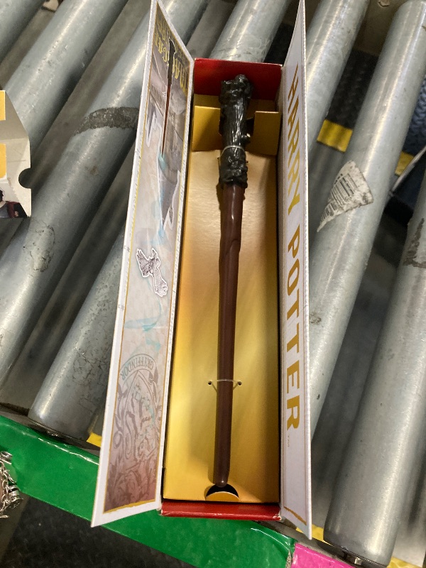 Photo 1 of ***Similar***
Wizarding World Collector's Wand