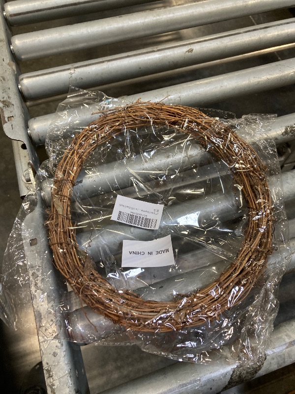 Photo 1 of 10" Natural Grapevine Wreath DIY Crafts Rattan Wreaths for Christmas Door Hanging Wall Window Holiday Festival Wedding Decoration (1PCS 25cm/9.8inch)