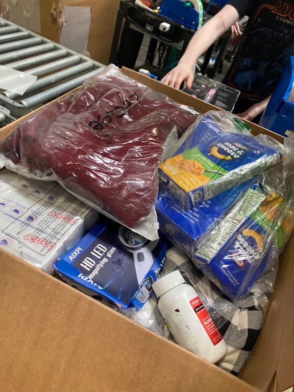 Photo 1 of **BUNDLE BOX OF ITEMS - FINAL SALE - NO RETURNS**