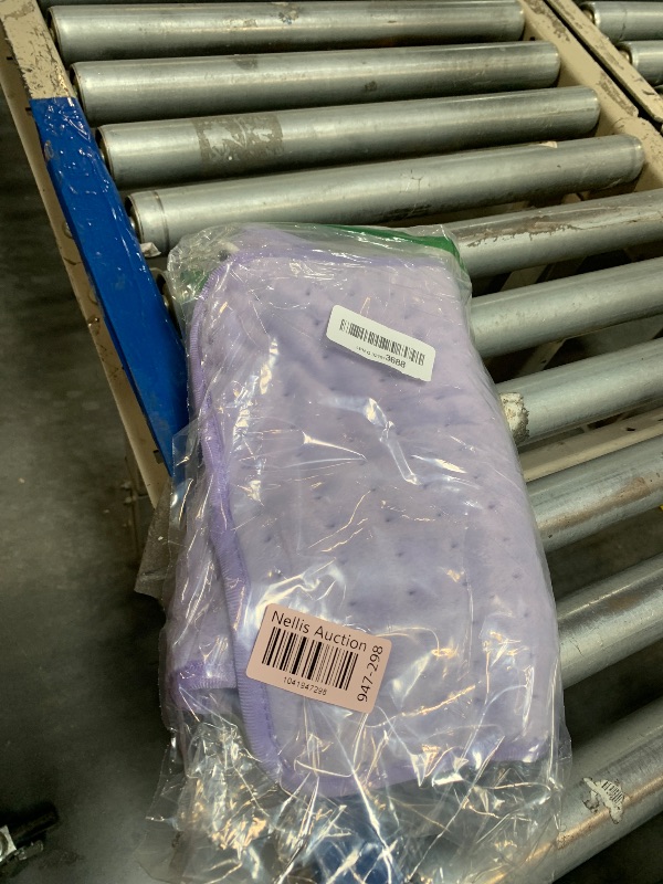 Photo 1 of Heating Pad for Back Pain Cramps Relief - Electric Heating Pad for Neck/Shoulder/Muscle Pain - 6 Heat Settings, Auto Off, Moist Heat Options, Machine Washable, Mothers Day Gifts for Mom, Women - XL