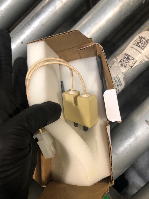 Photo 1 of 025-32625-000 Furnace Ignitor Hot Surface S1-025-32625-000, Fit For Yo-Rk, Lu-Xaire, Colem-An, A-irpro, Norton-271N, S1-025-35325-000, 025-32626-000, 025-31801-000