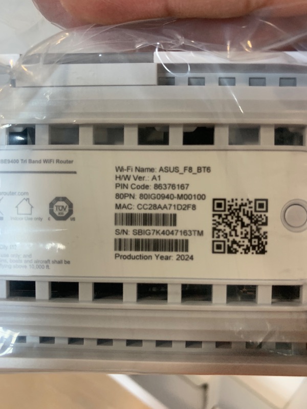 Photo 1 of ASUS ZenWiFi BT6 Tri-Band WiFi 7 Mesh, 9.4 Gbps, 3000 sq.ft. (1pk), 2.5G WAN Port, Security and Parental Controls Included, Smart Home Master SSIDs, 4G & 5G Mobile Tethering