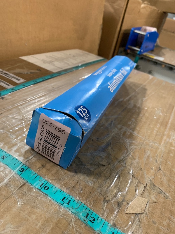 Photo 1 of Amazon Basics Heavy Duty Aluminum Foil, 125 Sq Ft (Pack of 1)
