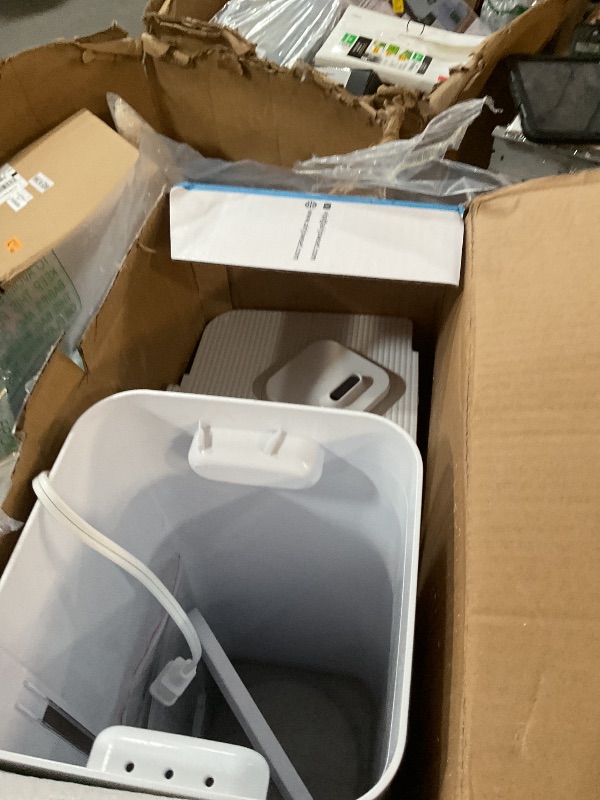 Photo 1 of (see all images) 2.64Gal Humidifiers for Bedroom Large Room, Warm and Cool Mist up to 500ft²
