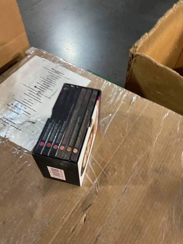 Photo 1 of *NONREFUNDABLE*
SHANY The Mini Masterpiece 6 Layers Makeup Foundation, Concealer, Camouflage, Contour, Blush and Face Cosmetics - 6 Make up Kits Palettes