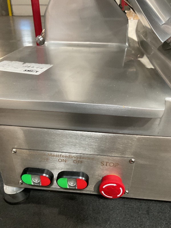 Photo 1 of EDGE12-1 1/2 HP Manual Slicer