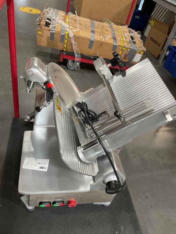 Photo 1 of EDGE12-1 1/2 HP Manual Slicer