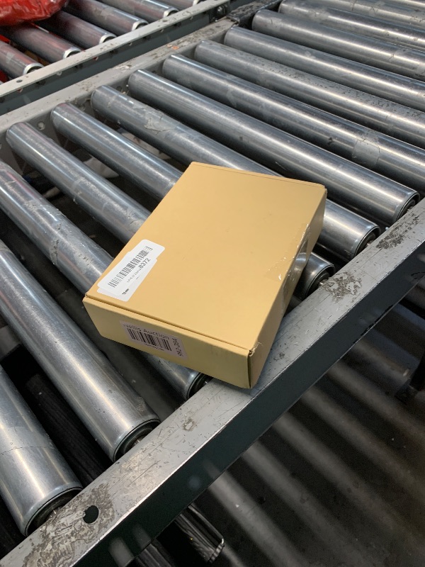 Photo 1 of 4K@144Hz DP KVM Switch 2 Monitors 2 Computers USB3.0 KVM Switch