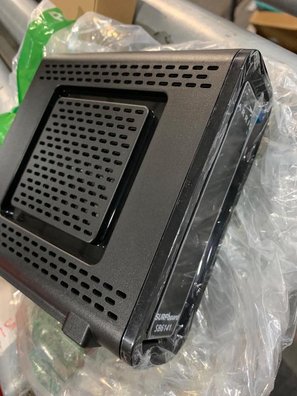 Photo 1 of (see all images) Motorola Surfboard SB6141 DOCSIS 3.0 High-Speed Cable Modem- Black (OEM Brown Box)
