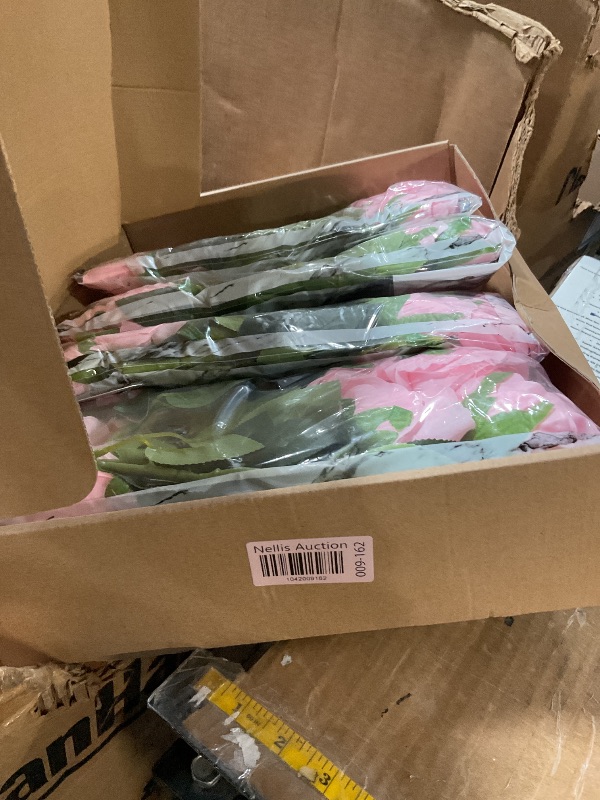 Photo 1 of Nubry 50pcs Artificial Silk Roses Bulk,Fake Roses Flower with Stems Realistic Flowers for Wedding Centerpiece Home Party Decor(Pink)