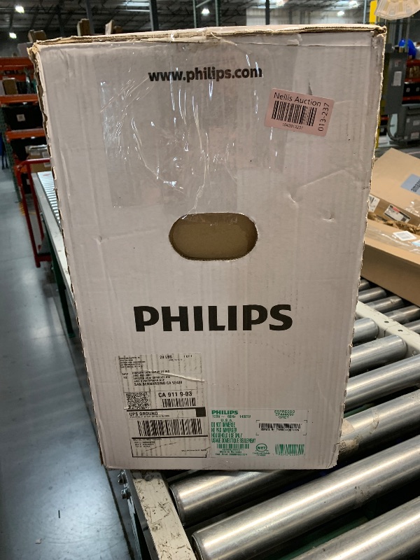 Photo 1 of (used see photos) Philips 4400 Series Fully Automatic Espresso Machine – 12 Hot & Iced Coffees, Quick-to-Clean LatteGo Milk System, SilentBrew, QuickStart, Ceramic Grinder, Black Chrome (EP4444/90)