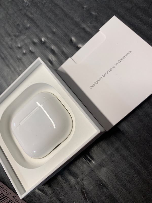 Photo 1 of (CASE ONLY ) (PARTIAL SET) Apple AirPods 4 Wireless CASE ONLY 