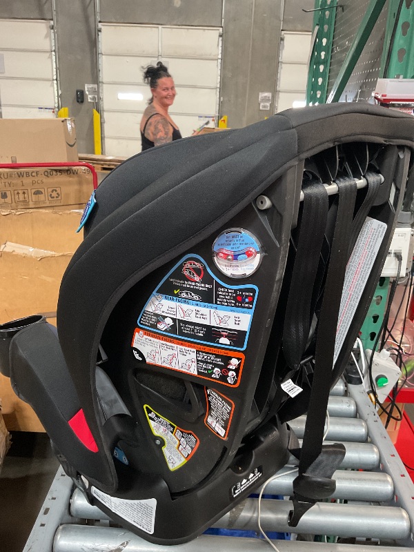 Photo 1 of (See all images) Graco TriRide 3 in 1 Car Seat 3 Modes of Use from Rear Facing to Highback Booster Car Seat