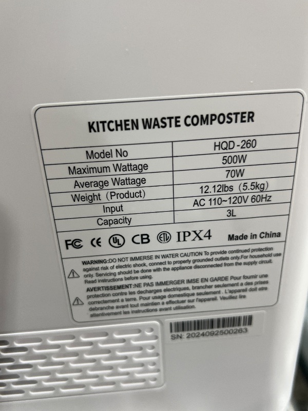 Photo 1 of ********************MISSING THE INSIDE BIN*****************

Electric Composter for Kitchen, 3L Compost Bin, Odorless/Auto-Cleaning/LED Display, Countertop Smart Compost Machine, Turns Waste into Dry Fertilizer
