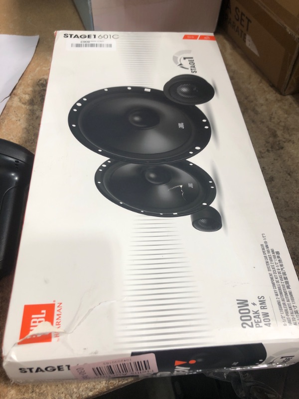 Photo 1 of ***MISSING THE 2 SMALL SPEAKERS*** JBL STAGE1 601C 400W Peak (80W RMS) 6.5" Stage1 Series 2-Way Component Car Speakers