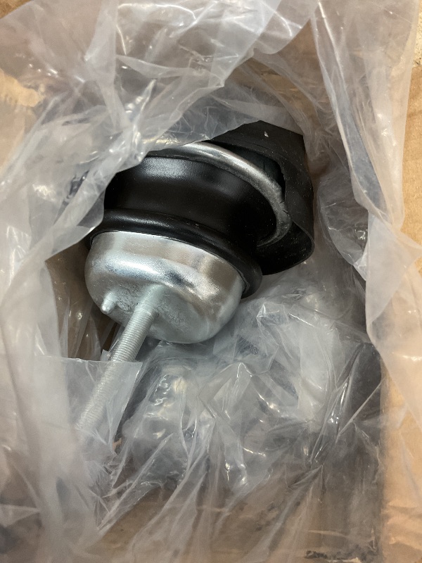 Photo 1 of MOTOKU Front Driver and Passenger Side Engine Motor Mount for Lexus LS460 RWD 2007-2017