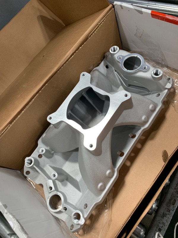 Photo 1 of Edelbrock 2925 Super Victor Intake Manifold