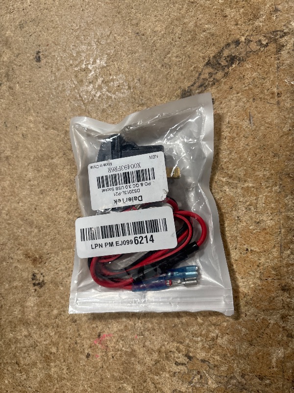 Photo 1 of DAIERTEK USB Rocker Switch 12V Waterproof USB C & QC 3.0 Dual Ports Outlet PD Charger Socket for Car, UTV, RZR, RV, Truck, Marine