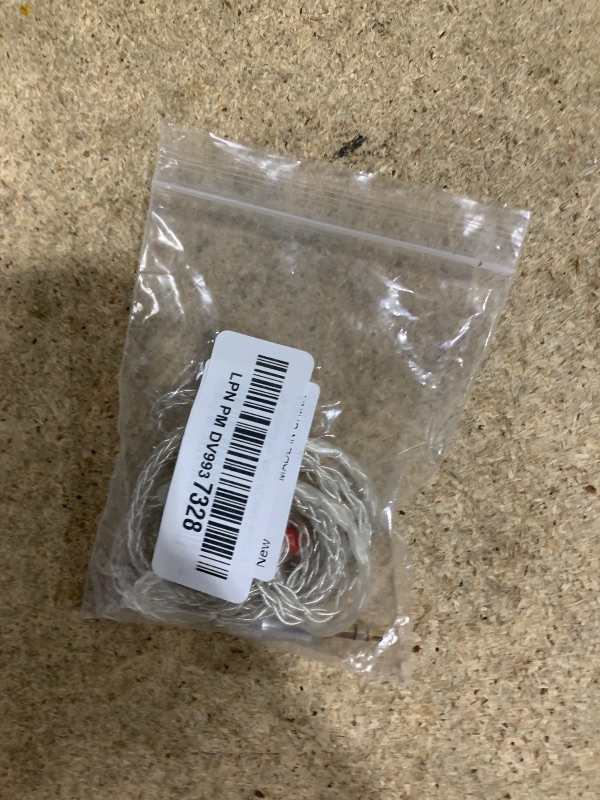 Photo 1 of 8 Core MMCX Cable Compatible with Shure SE215, SE315, SE425, SE535, SE846, AONIC 3, AONIC 4, AONIC 5, LZ A4 A5 UE900 Earphones, MMCX Replacement Cable, 4ft