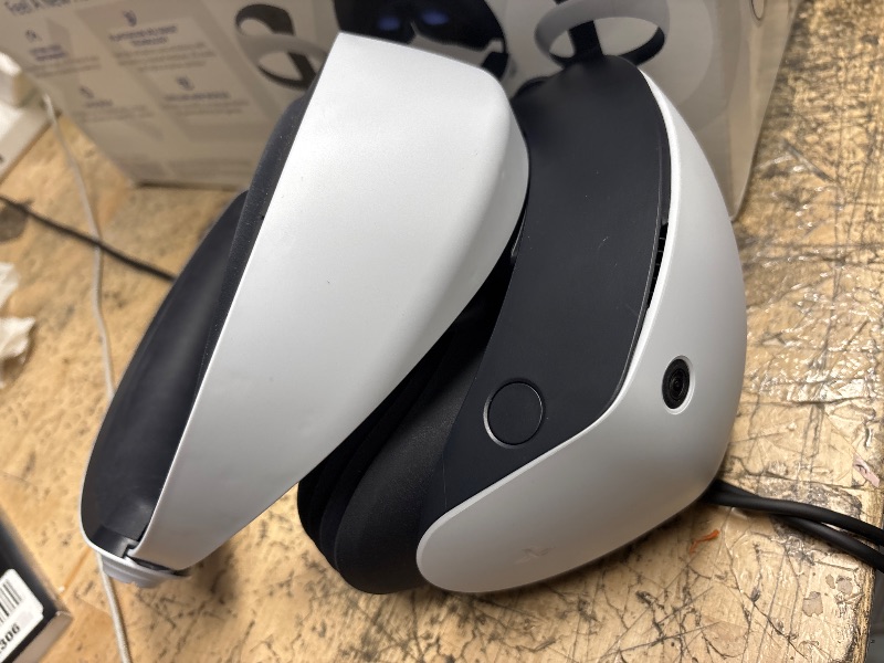 Photo 1 of PlayStation VR2 (PSVR2)