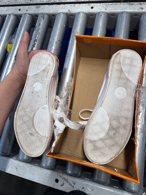 Photo 1 of ***Heavily used**Dirty***
Rocket Dog womens Cheery Canvas Cotton Sneaker, White, 8.5 US