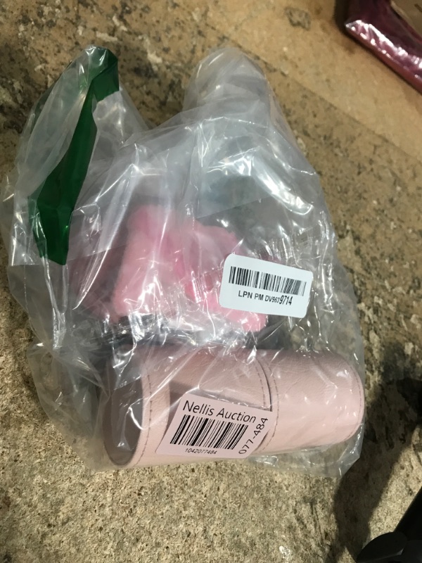 Photo 1 of 14 Pcs Small Travel Makeup Brush Set Portable Pink Make up Brushes with Case,5 Pcs Makeup Sponge,Valentine's Day Gift,Mother's Day Gift for Foundation Powder Concealers Eye Shadows(Pink)