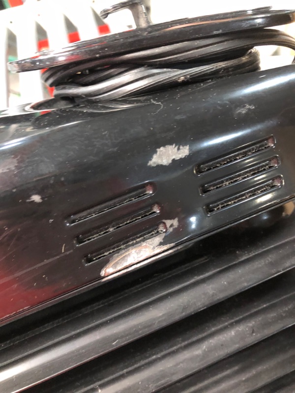 Photo 1 of ***DAMAGED - PRONG ON PLUG BROKEN - SEE PICTURES***
Amazon Basics Oil Heater, Radiator Heater for Indoor Use, With Over-Heat Protection, 7 Oil-Filled Steel Fins, 3 Heat Settings, ETL-certified Safety, 1500W, Black, 11"D x 14.8"W x 25.2"H