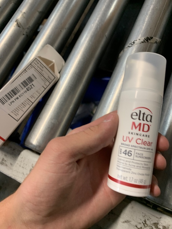 Photo 1 of (***NONREFUNDABLE***
EltaMD UV Clear Face Sunscreen SPF 46, Oil Free for Face with Zinc Oxide, Dermatologist Recommended Sunscreen Lotion, For Acne-Prone Sensitive Skin, 1.7 oz Pump
