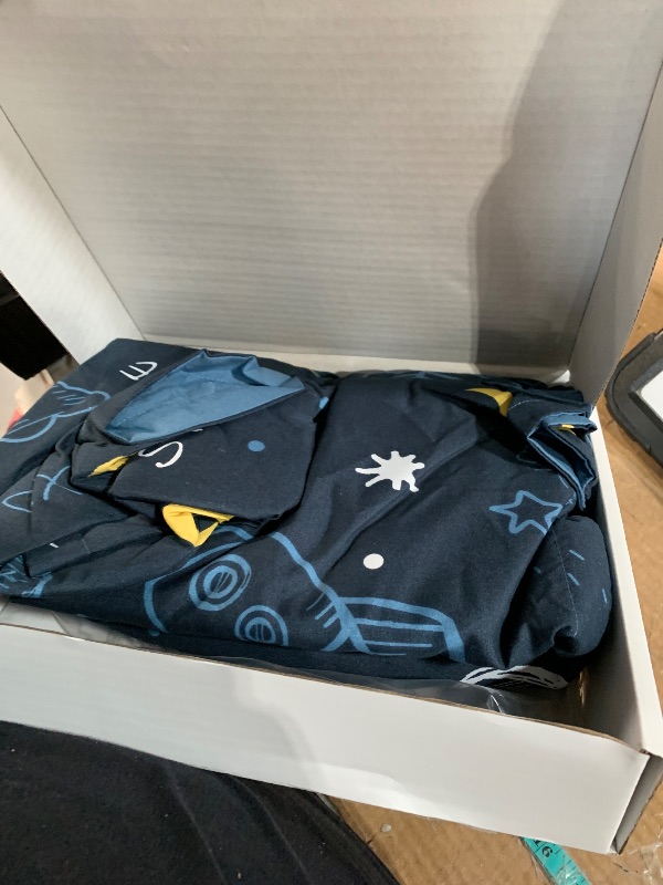 Photo 1 of ***(USED)***
SLEEP ZONE Cute Printed Kids Duvet Cover Set Twin Size 2 Pieces - Super Soft Comforter Cover with 1 Pillow Sham, Easy Care Zipper Closure (Rocket Galaxy, Twin)