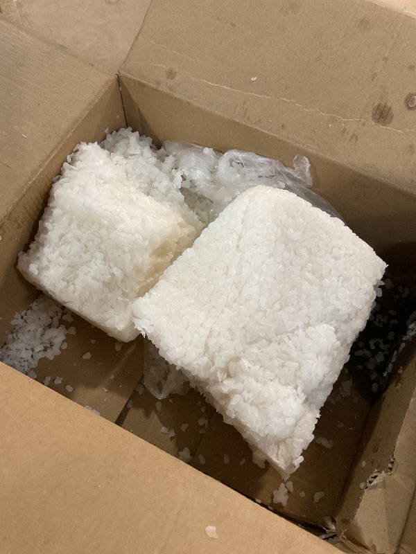Photo 1 of (Incomplete) GEELYWAX 10 LB White Pure Beeswax Pellets, Triple Filtered Bees Wax for Skin, Face, Body, Hair Care, DIY Creams, Lotions, 