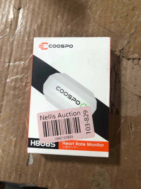 Photo 1 of Amazon Basics DisplayPort to HDMI Cable, Uni-Directional, 4K@30Hz, 1920x1200, 1080p, 6 ft, Black