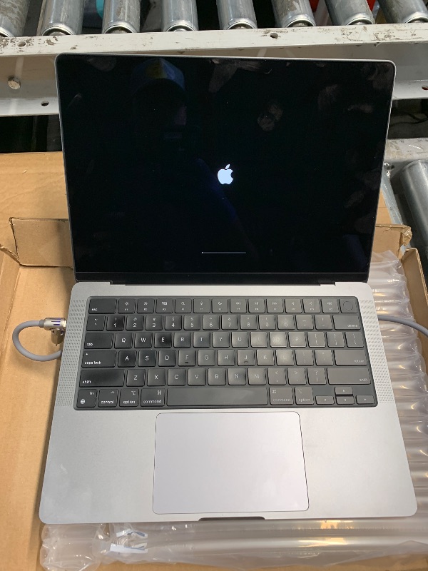 Photo 1 of (Dead battery) Apple 2023 MacBook Pro Laptop M3 chip with 8 core CPU, 10?core GPU: Built for Apple Intelligence, 14.2-inch Liquid Retina XDR Display, 8GB Unified Memory
